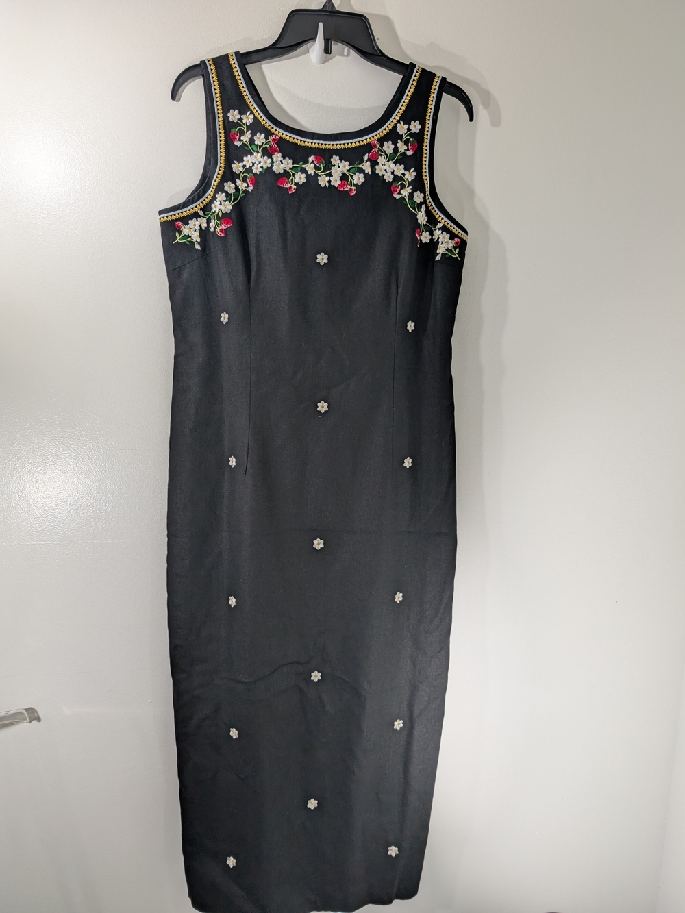 Vintage Black Ultra Dress New York Embroidered  with Floral Neckline Size 12